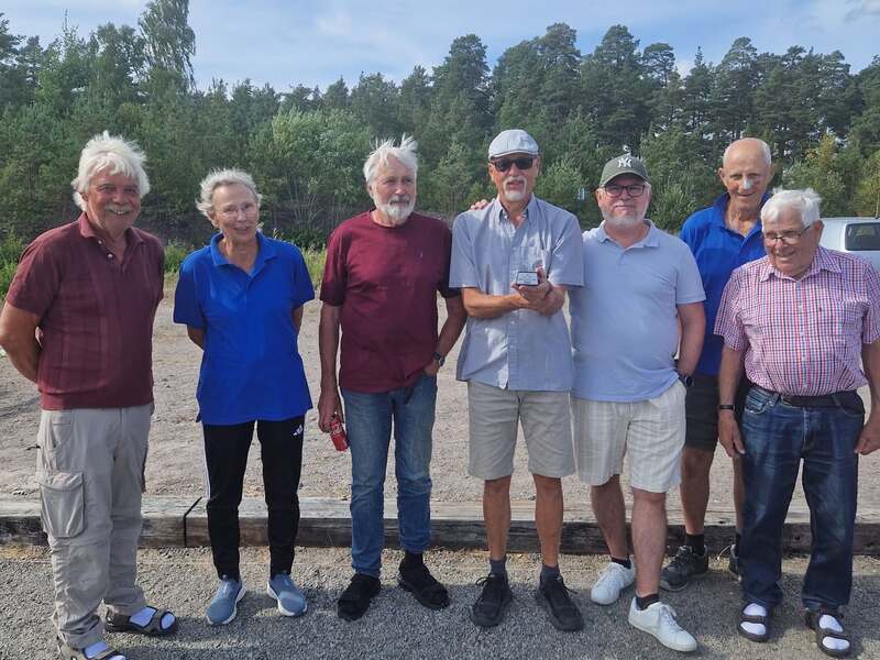 Laget i V55 div 3, Åke; Inga-Lill, Kjell, Tomas, Per; Stig, Allan 